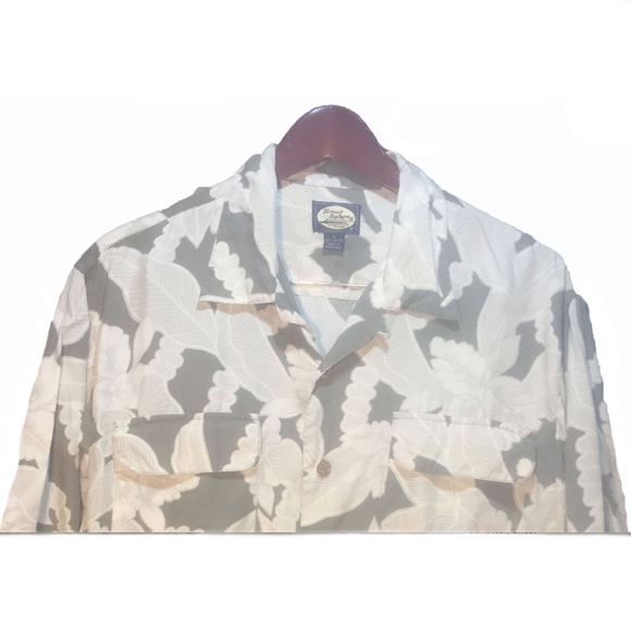 Tommy Bahama Other - Tommy Bahama Green Hawaiian Shirt Size M Tommy Bahama Other - Tommy Bahama Green Hawaiian Shirt Size M